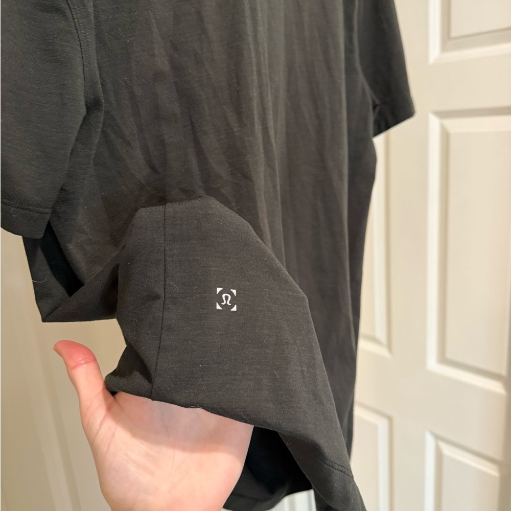 Lululemon Evolution Black Polo Large - image 5